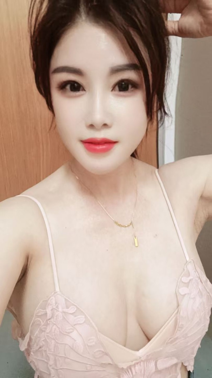 安邦贵妃艺涵005.jpg