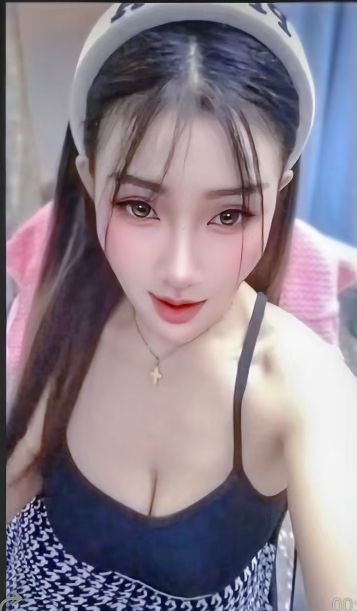 SA Crystal Pondly002.jpg